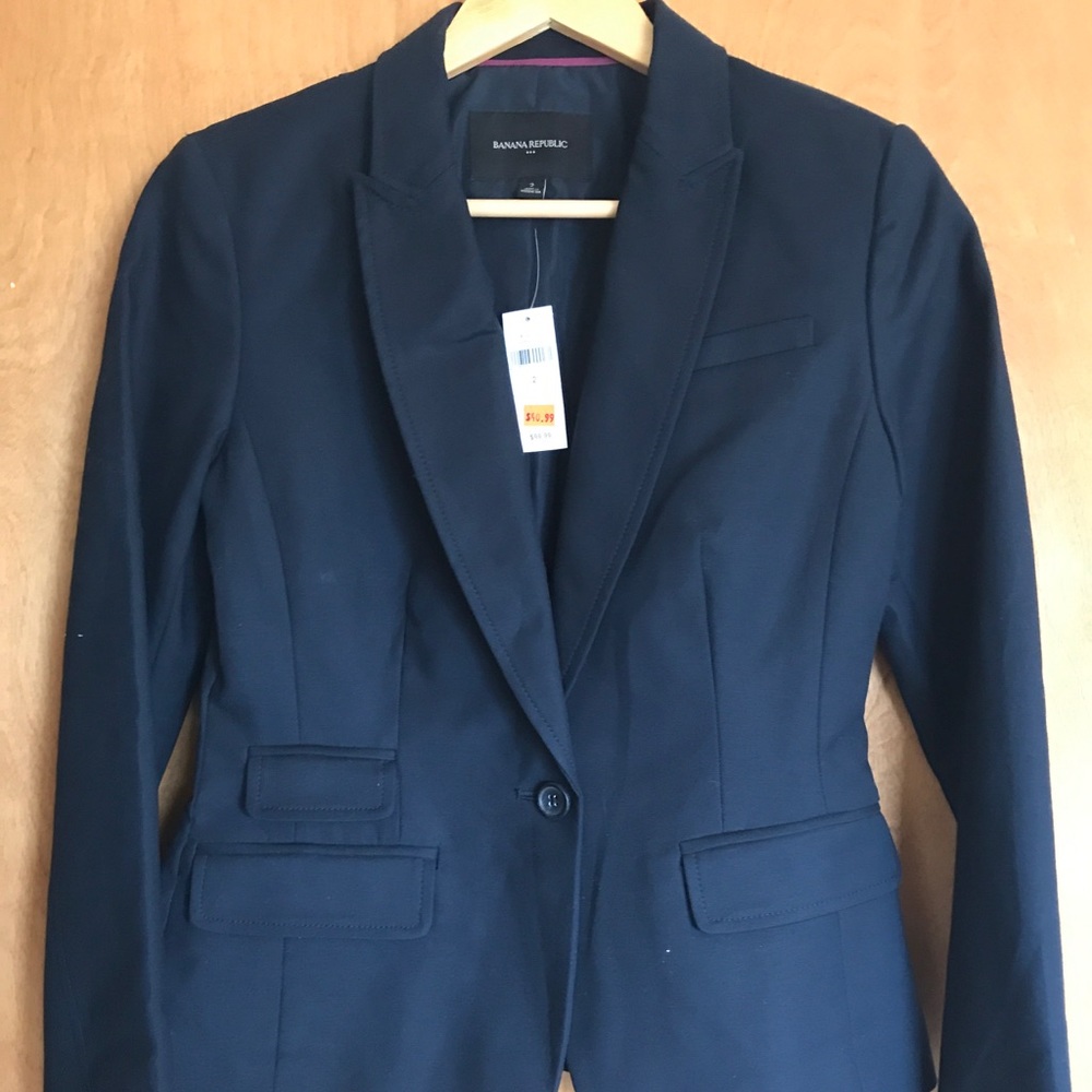 Banana Republic Size 2 navy blazer